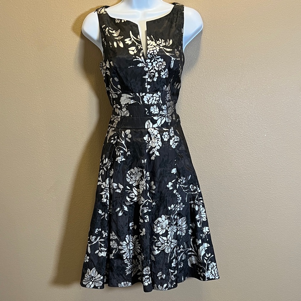 Anne Klein Black and White Floral Brocade Midi Dress